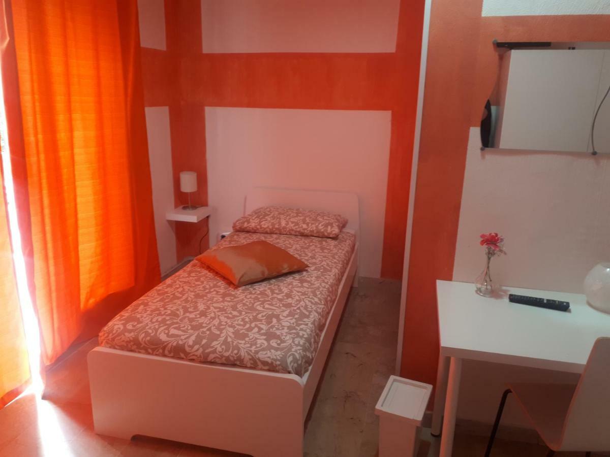 B&B Relax Messina Eksteriør billede